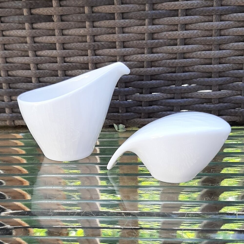 Syracuse Solario Royal Rideau China Pepper Shaker and Creamer